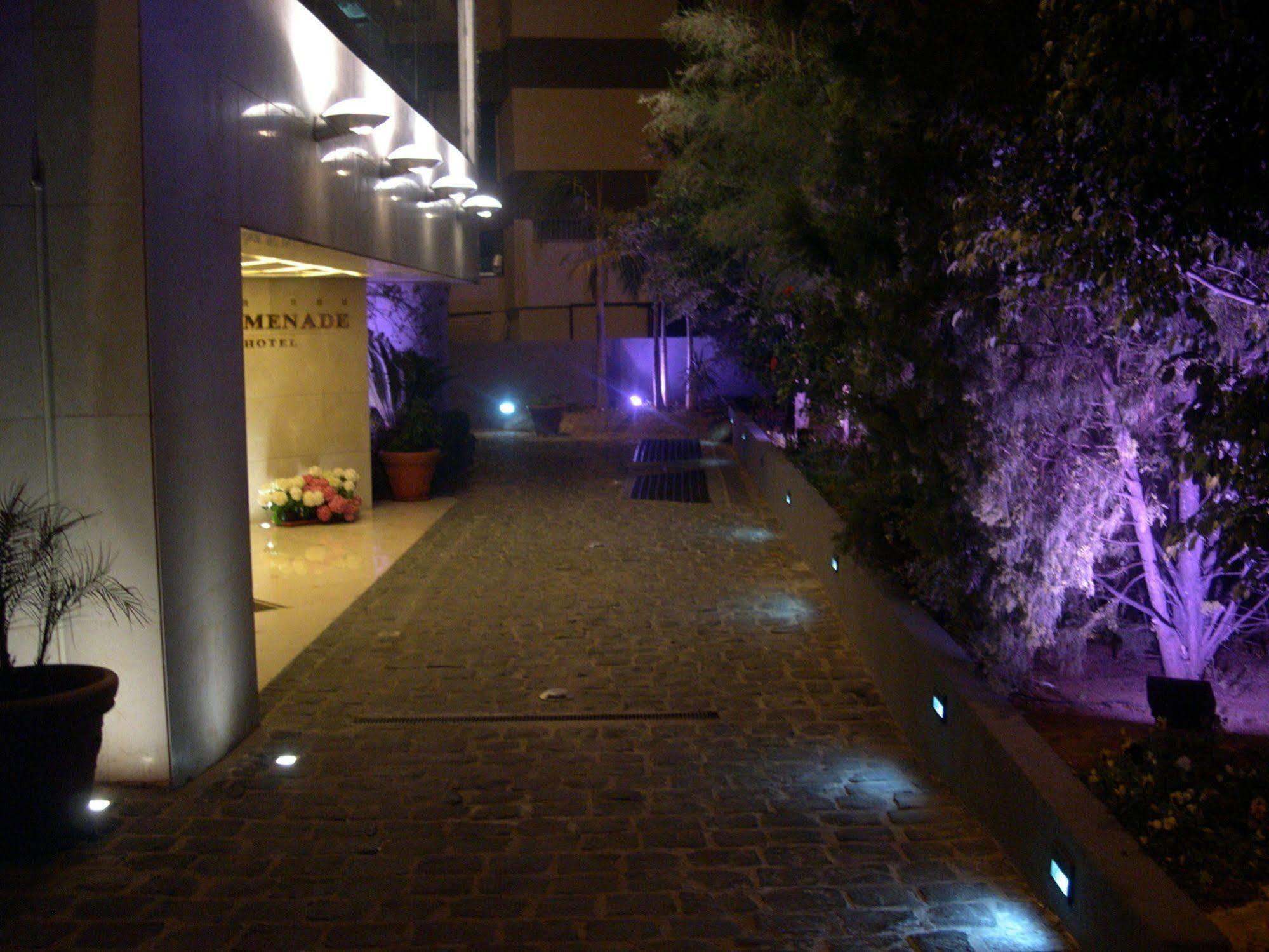 Promenade Hotel Zalqa Exterior photo