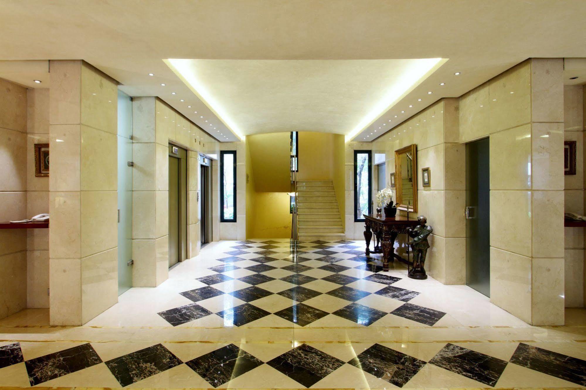 Promenade Hotel Zalqa Exterior photo